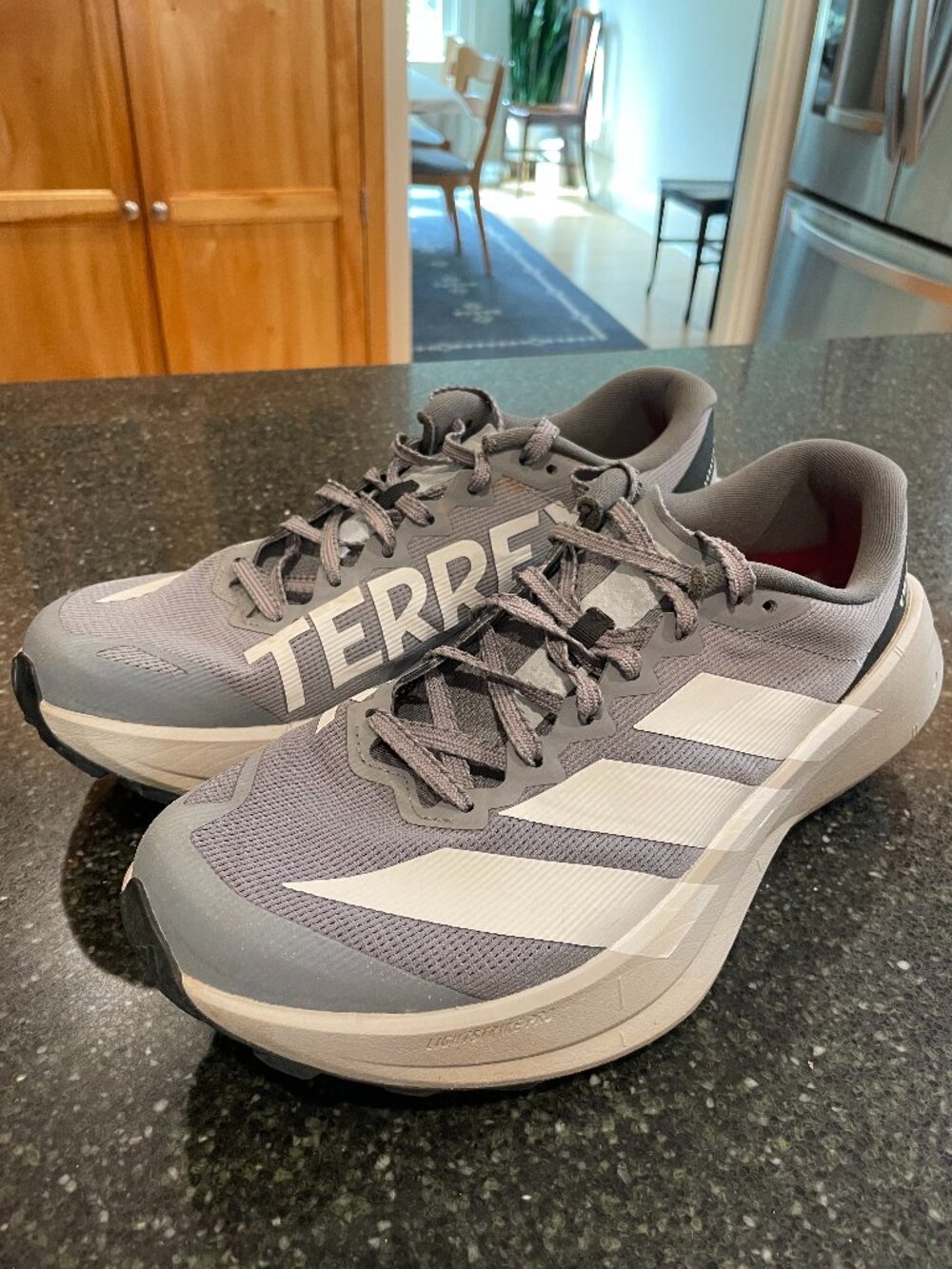 Adidas Terrex Agravic SL - M9 - only 13 miles